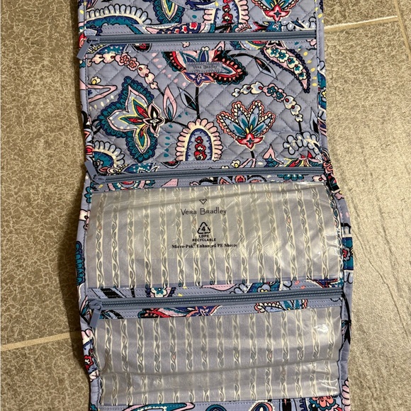 Vera Bradley Paisley Cosmetic Bag - Blue and Pink NWT - Picture 2 of 6